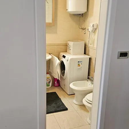 Libron Apartment *